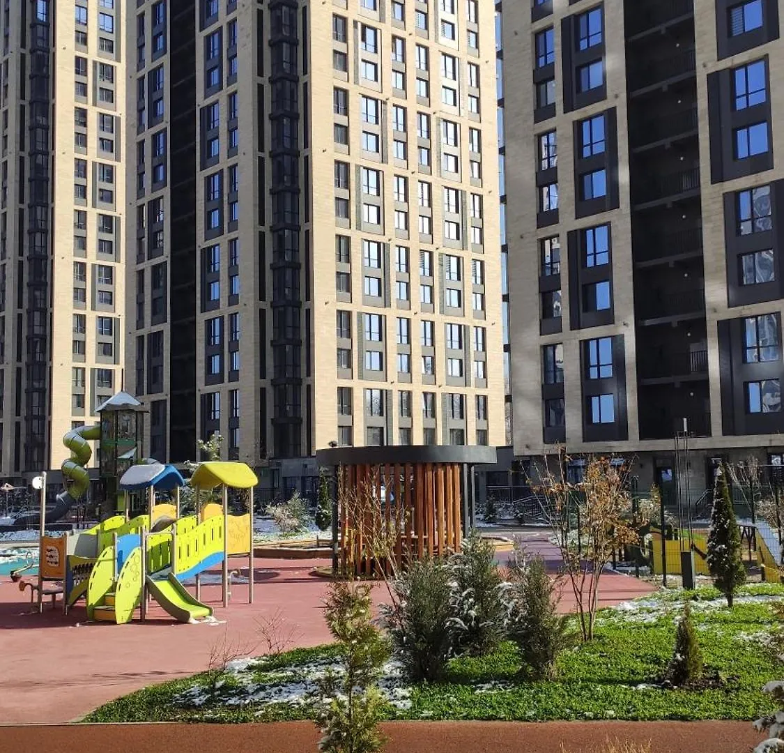 Dm Aparts - Комфорт Сити Business Almaty Apartment