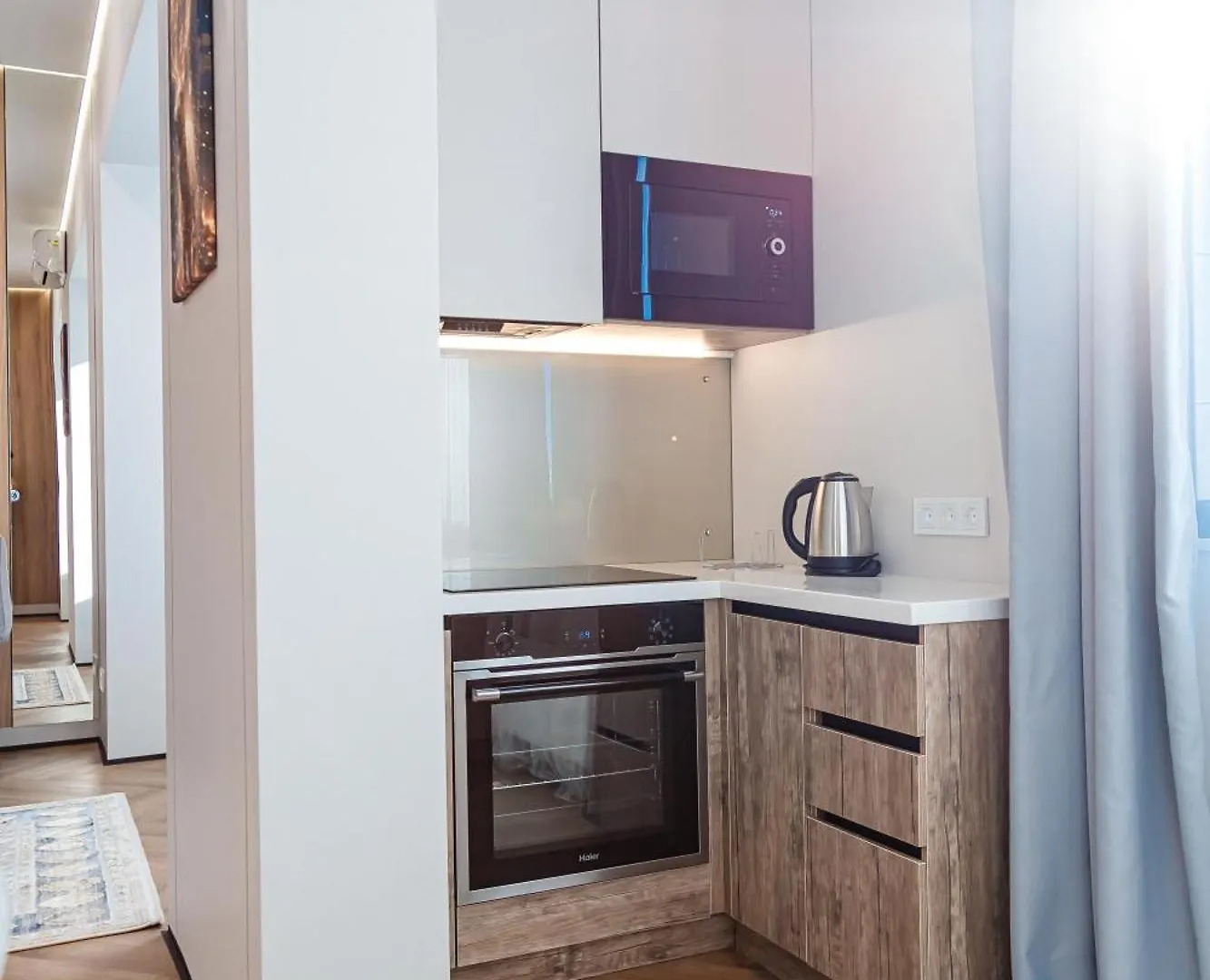 Dm Aparts - Комфорт Сити Business Almaty Apartment